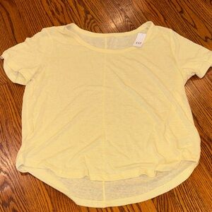 GAP tshirt